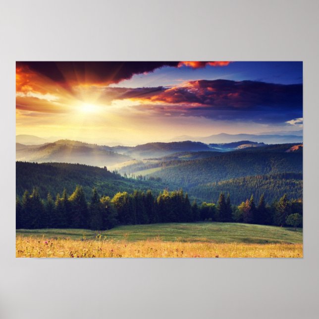 Majestätischer Sonnenuntergang in der Berglandscha Poster (Vorne)