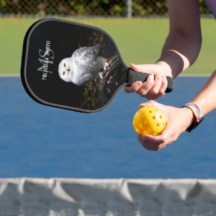 Majestätisches Winter-Schneeeulen-Monogramm mit in Pickleball Schläger