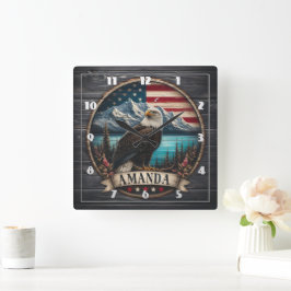 Majestic Adler gegen Berghänge Quadratische Wanduhr