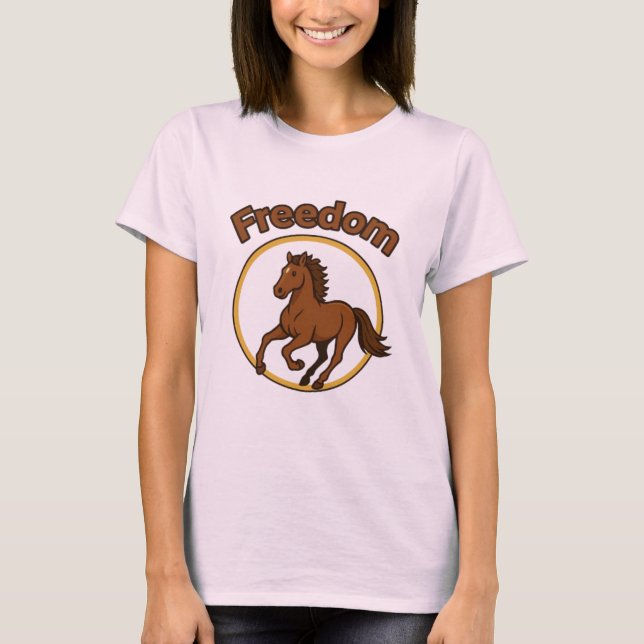 **Majestic Arabian Horse in the Golden Desert** T-Shirt (Vorderseite)