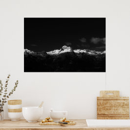 Majestic Berg Triglav in Schwarzweiß Poster