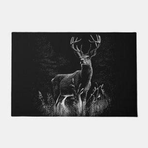 Majestic Deer in der Wildnis - Black&White Art Fußmatte