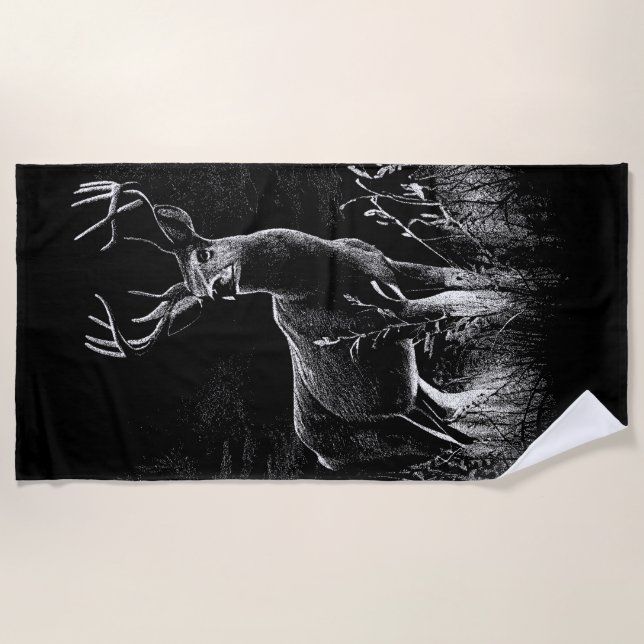 Majestic Deer in der Wildnis - Black&White Art Strandtuch (Vorderseite)