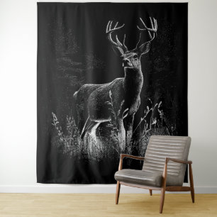 Majestic Deer in der Wildnis - Black&White Art Wandteppich