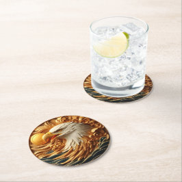 Majestic Eagle schnappt einen Ball Runder Pappuntersetzer