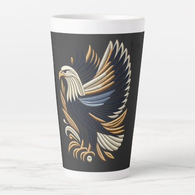 Majestic Eagle Stickerei Design | kühne Patriotik Milchtasse (Vorderseite)
