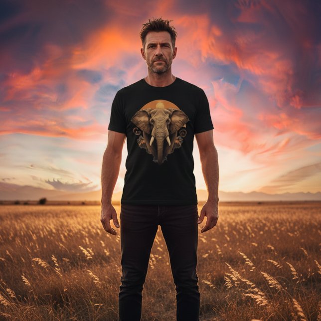 Majestic Elephant T-Shirt (Von Creator hochgeladen)