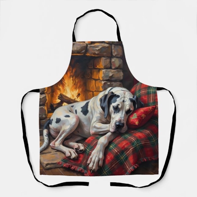 Majestic Great Dane Asleep by Fireplace Cozy Schürze (Vorderseite)
