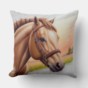 Majestic Horse Stehend auf lebendiger Wiese Kissen