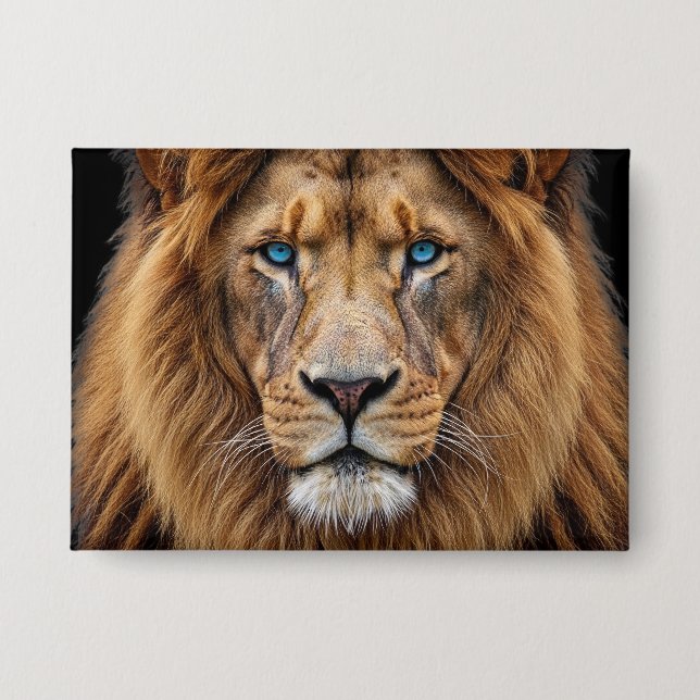 Majestic Lion Face with Blue Eyes | Wildlife Anima Button (Vorderseite)