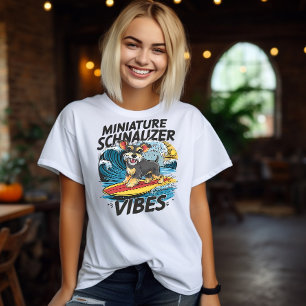 Majestic Miniatur Schnauzer Surfen T-Shirt