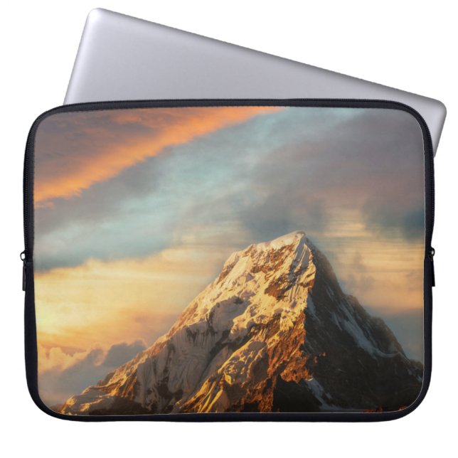 Majestic Mountain Laptopschutzhülle (Vorderseite)