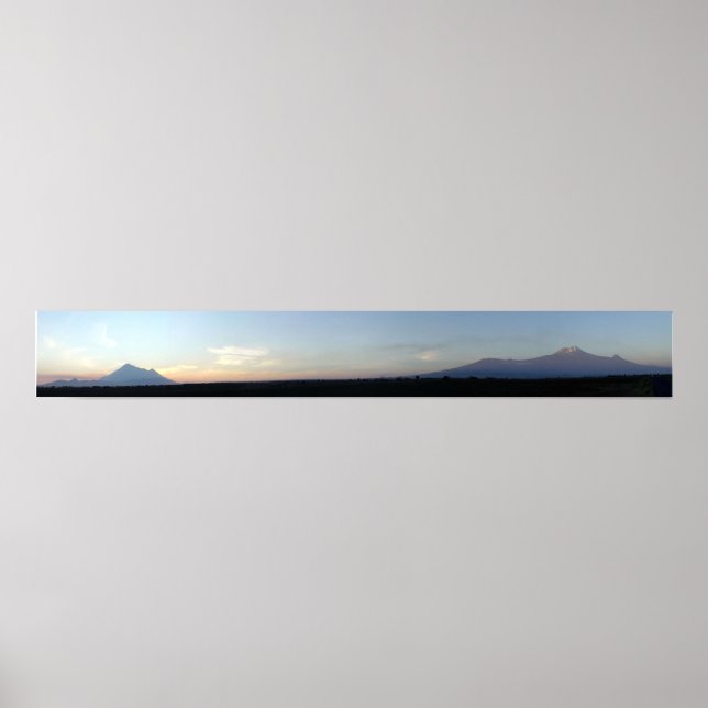 Majestic Mountains Poster (Vorne)