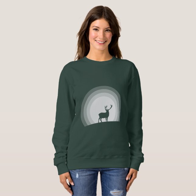 Majestic Stag Silhouette Under Lunar Light Sweatshirt (Vorne ganz)