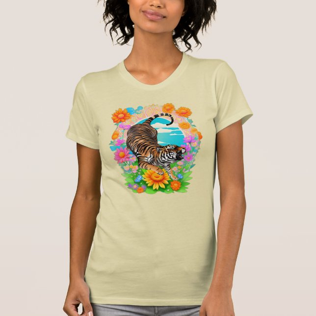 Majestic Tiger in Tropical Floral Garden Retro  T-Shirt (Vorderseite)