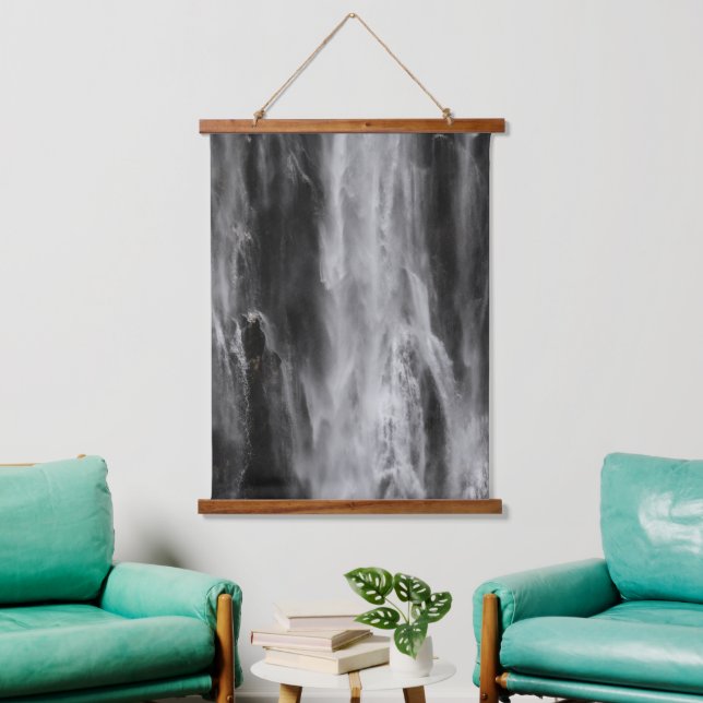 Majestic Wasserfall Boka, Slowenien, schwarz und w Wandteppich Mit Holzrahmen (Wohnzimmer)