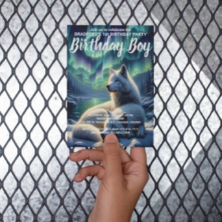 Majestic White Wolves zum Geburtstag im Schnee lad Postkarte