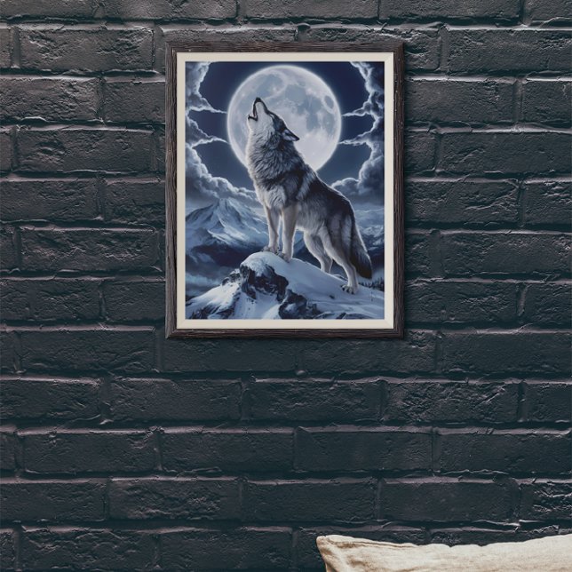 Majestic Wolf Over Snowy Peak Poster (Von Creator hochgeladen)