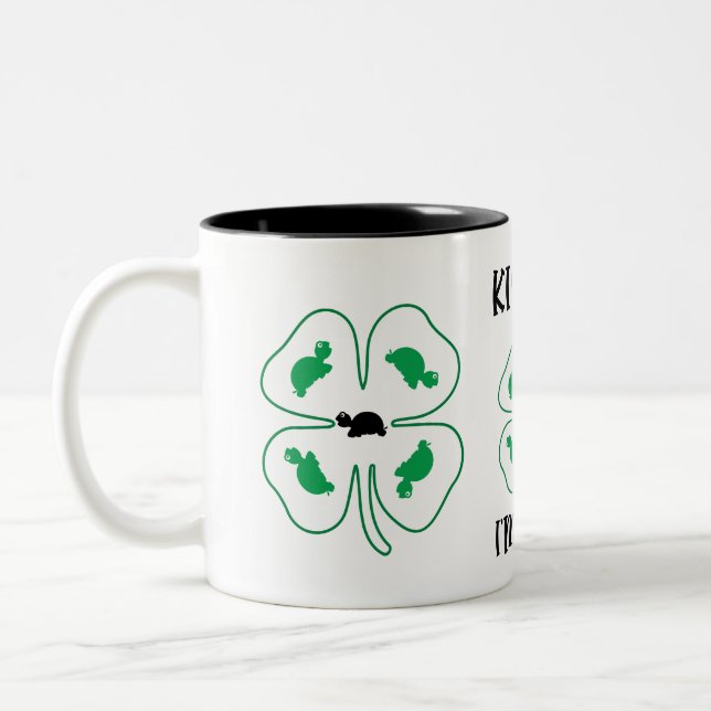 MaJk Turtle "Kiss me I'm Irish" glückliche Keramik Zweifarbige Tasse (Links)