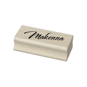 Makenna name cursive dekorative Skript-Schriftart Gummistempel