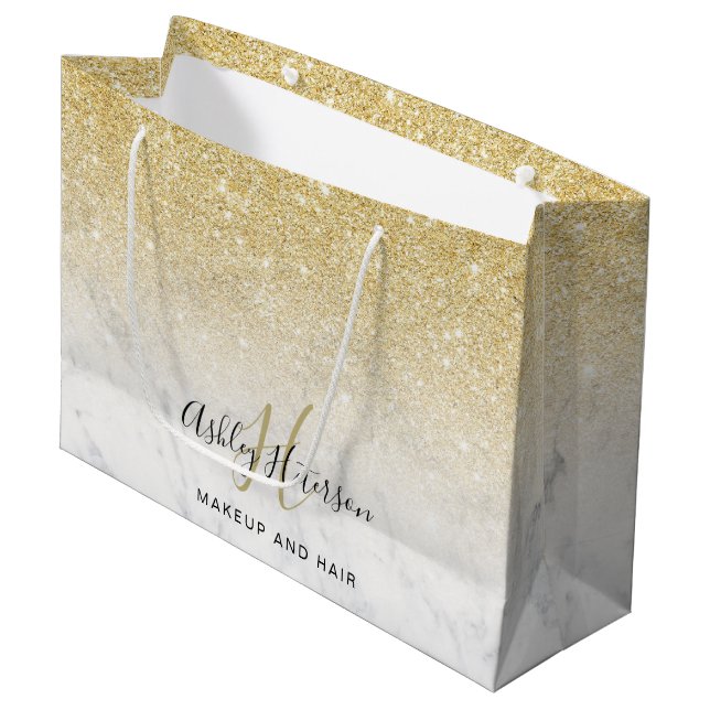 Makeup monogram Gold Glitzer Skript Große Geschenktüte (Vorderseite Schrägansicht)