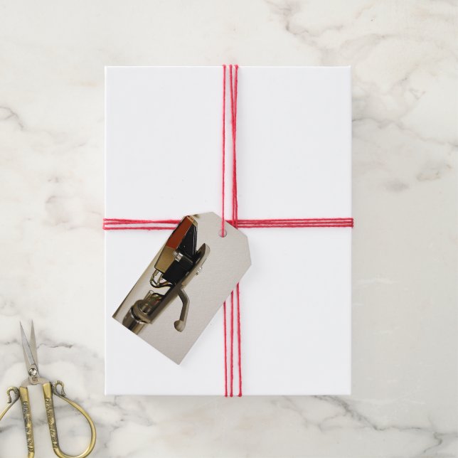 Makroaufnahme der Patrone - Geschenkanhänger (Mit Garn)