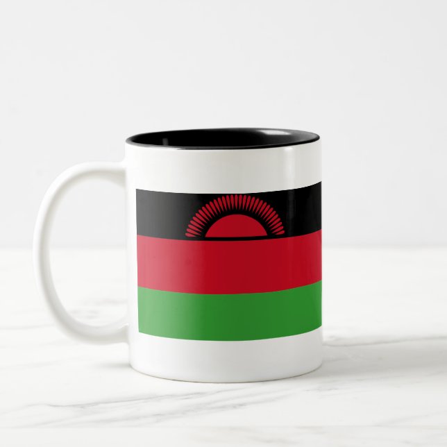 Malawi-Flagge Zweifarbige Tasse (Links)