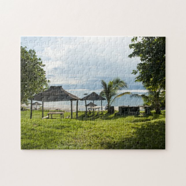 Malawi Lake Huts. Puzzle (Horizontal)