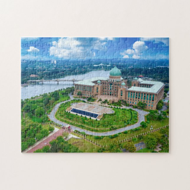 Malaysia Puzzle (Horizontal)