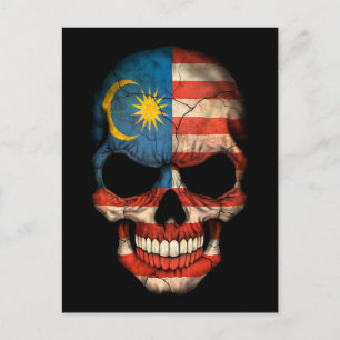Malaysischer Flaggenschädel auf schwarz Postkarte