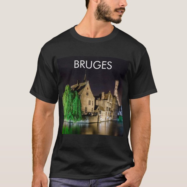 Malerei der Brügger Altstadt und des Belfry-Turms T-Shirt (Vorderseite)