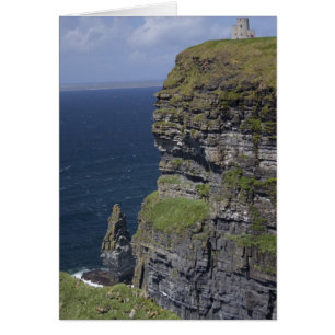 Malerische Klippen von Moher und O'Briens Turm