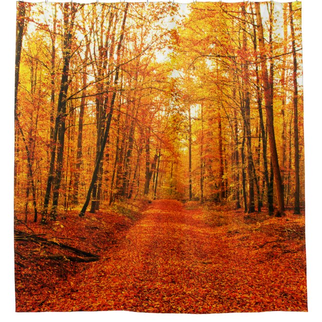 Malerische Landschaft des Herbstes Duschvorhang (Vorderseite)