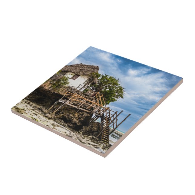 Malerisches Haus auf einem tropischen Korallenriff Fliese (Seite)