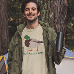 Mallard Duck Realistische Illustration Personalisi Tri-Blend Shirt<br><div class="desc">Fügen Sie Ihre eigene Nachricht hinzu, um benutzerdefinierte grafische T-Shirts zu erstellen, die sich perfekt für Vogelliebhaber eignen. Fügen Sie einen Namen, einen Ortsnamen oder Ihren eigenen lustigen Slogan hinzu, um einen T - Shirt zu schaffen, der einzigartig für Sie ist. Dieses Hemd zeigt eine realistische Darstellung einer männlichen Stockente...</div>