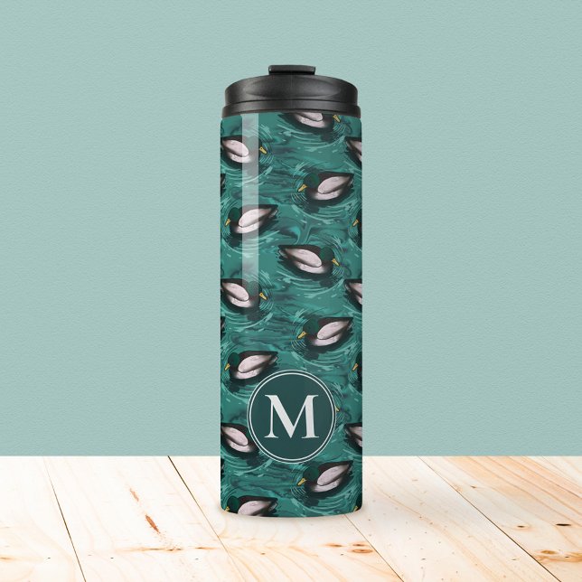Mallards Schwimmen im Wassermuster Thermosbecher (Mallards in the water monogram tumbler)