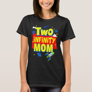 Mama 2 Unendlichkeit und über die Geburtstagsdekor T-Shirt