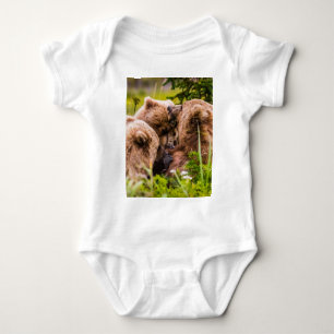 Mama-Bär säugt ihre zwei Jungen, Lake Clark Nation Baby Strampler