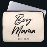 Mama Custom Est. Jahr Minimale Mama Mutter Mama Laptopschutzhülle<br><div class="desc">Dies ist ein individueller Date Boy Mama Women's Laptop Sleeve! Mutter-Tag-Mama Mama Mama Mama gibt Geschenke Junge Mama</div>