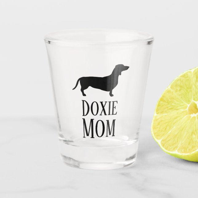 Mama der Dackel Schnapsglas (Vorderseite)