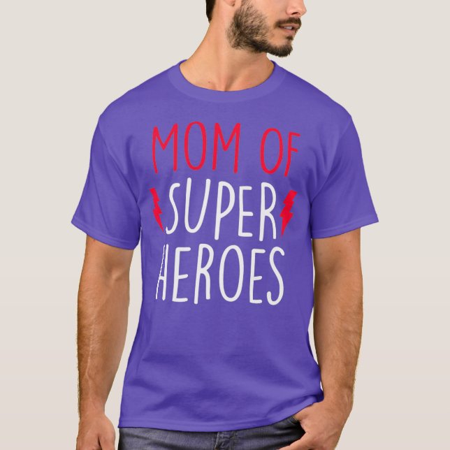 Mama der Niedlichen Mama von Superhelden T-Shirt (Vorderseite)
