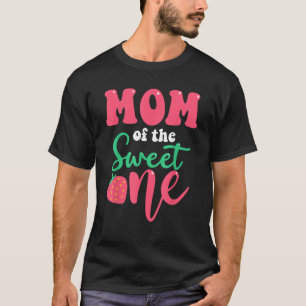 Mama der Sweet One Strawberry Summer First Birth T-Shirt