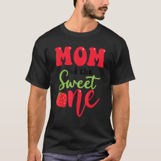 Mama der Sweet One Strawberry Summer First Birth T-Shirt