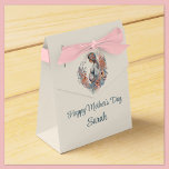 Mama des Muttertages zur Geschenkboxen Geschenkschachtel<br><div class="desc">Diese Geschenkboxen wurde entworfen, um sich mit unserer Kollektion "Floral Watercolor Mother’s Day Mama to Be" abzustimmen und eignet sich hervorragend, um einer Mutter zum Muttertag zu schenken. Text ist völlig anpassbar. Ideal für jedes kleine Geschenk, das Sie für die Mami geben. Karo aus unserer gesamten Kollektion, um Produkte und...</div>