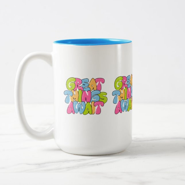 "Mama, du bist ihr Flügel" Zwei-Tonen-Tasse - schö Zweifarbige Tasse (Links)