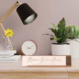 Mama, Ehefrau, Boss Trendy Pinselstrichschrift Ros Schreibtischnamensplakette