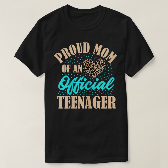 Mama eines Offiziellen Teenagers 13. Geburtstag T-Shirt (Design vorne)