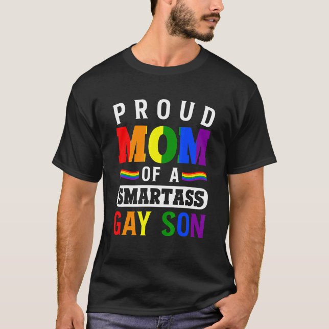 Mama eines Smartasses mit der Flag-Gay-stolz auf d T-Shirt (Vorderseite)