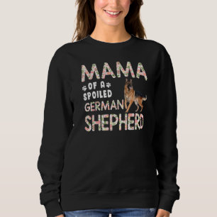 Mama eines verwöhnten deutschen Schäferhundes und Sweatshirt