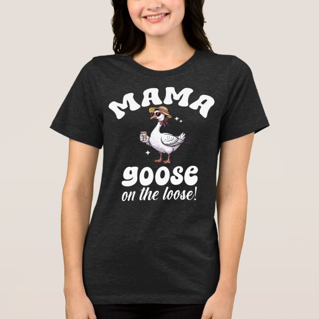 Mama entstand auf der losen Albernen Mama Tri-Blend Shirt (Vorderseite)